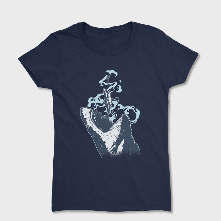 Megalodon Chase, Women's T-Shirt